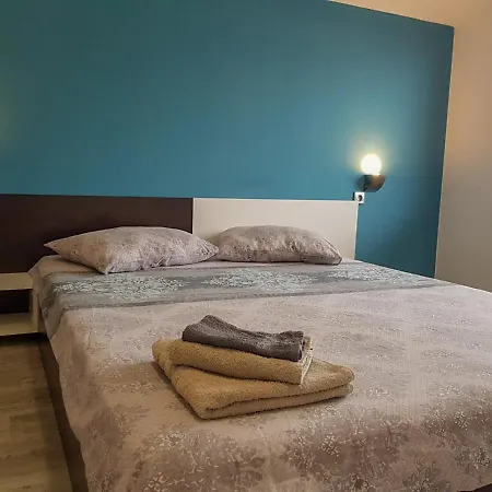 Beauty House & Apartment
