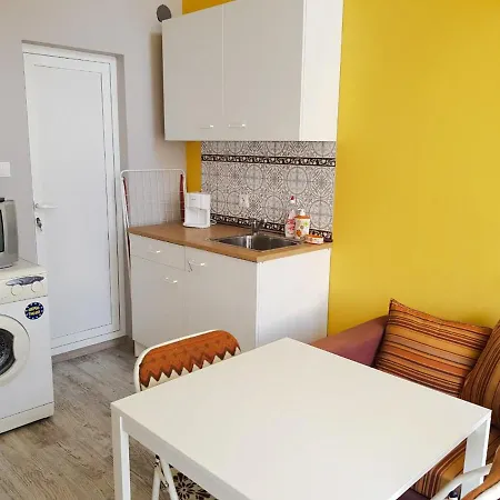 Beauty House & Apartment