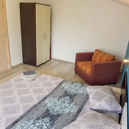 Beauty House & דירה בורגאס