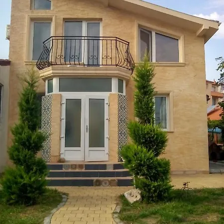 Beauty House & דירה בורגאס